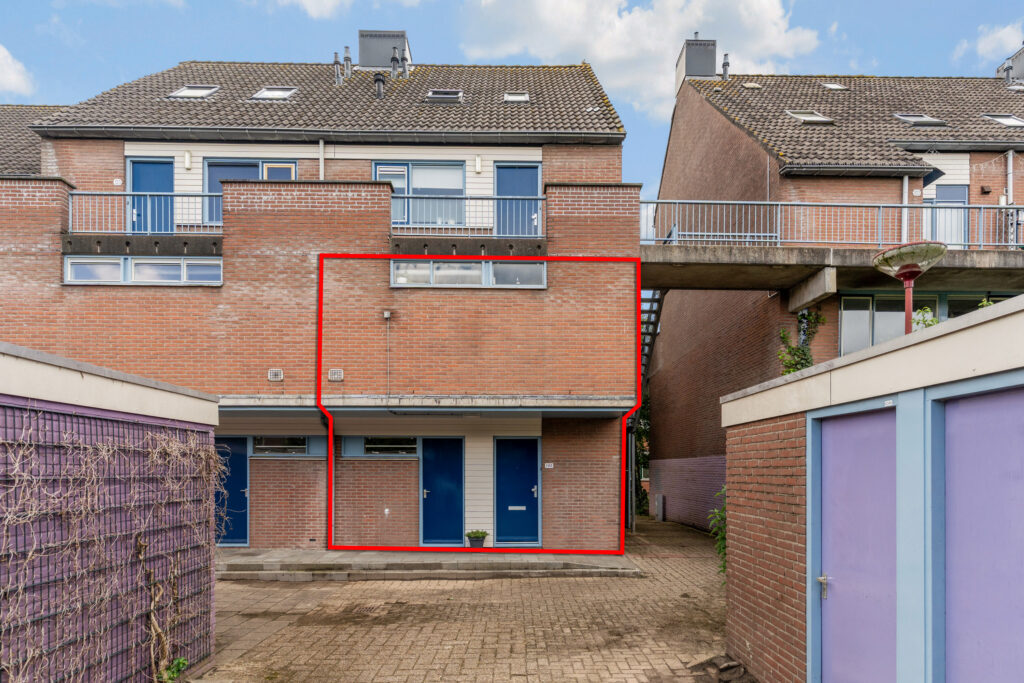 Zwaardenburg 105 – Foto